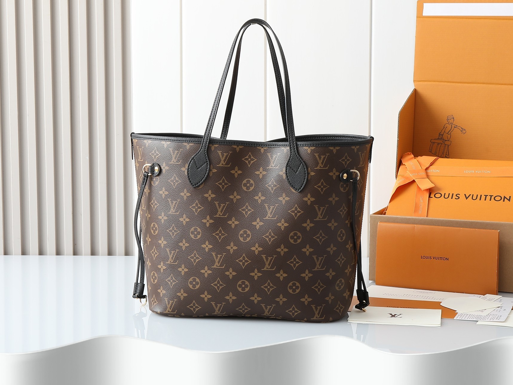 👉变码芯片版‼️顶级原单,加强版‼️M11946黑 12061棕Neverfull Inside Out
