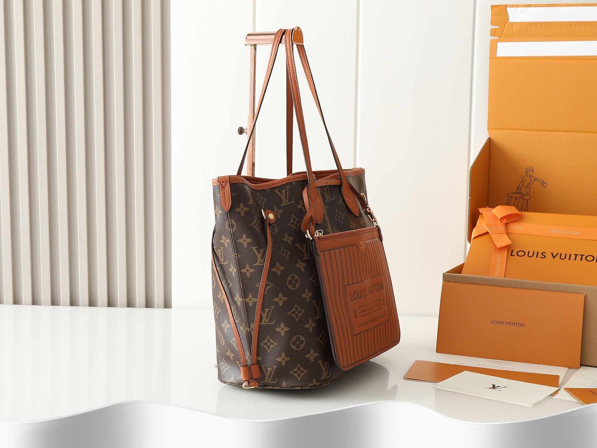 👉变码芯片版‼️顶级原单,加强版‼️M11946黑 12061棕Neverfull Inside Out