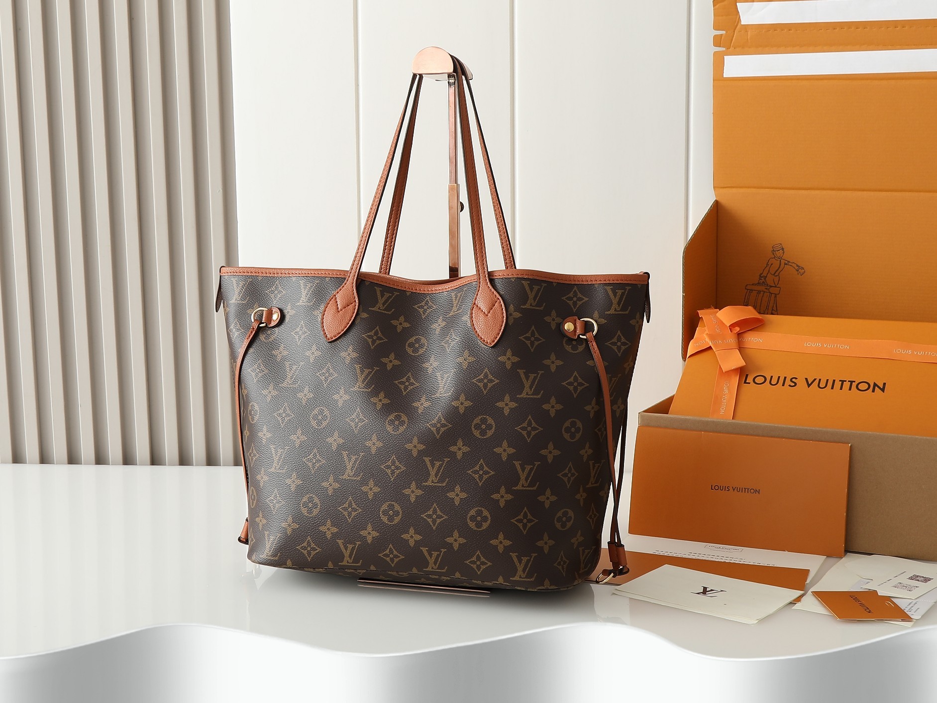 👉变码芯片版‼️顶级原单,加强版‼️M11946黑 12061棕Neverfull Inside Out