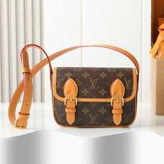 【163C01动态芯片】‼️顶级原单、加强版‼️Satchel 迷你手袋出自 Monogram Arch 【163C01动态芯片】‼️顶级原单、加强版‼️Satchel 迷你手袋出自 Monogram Arch