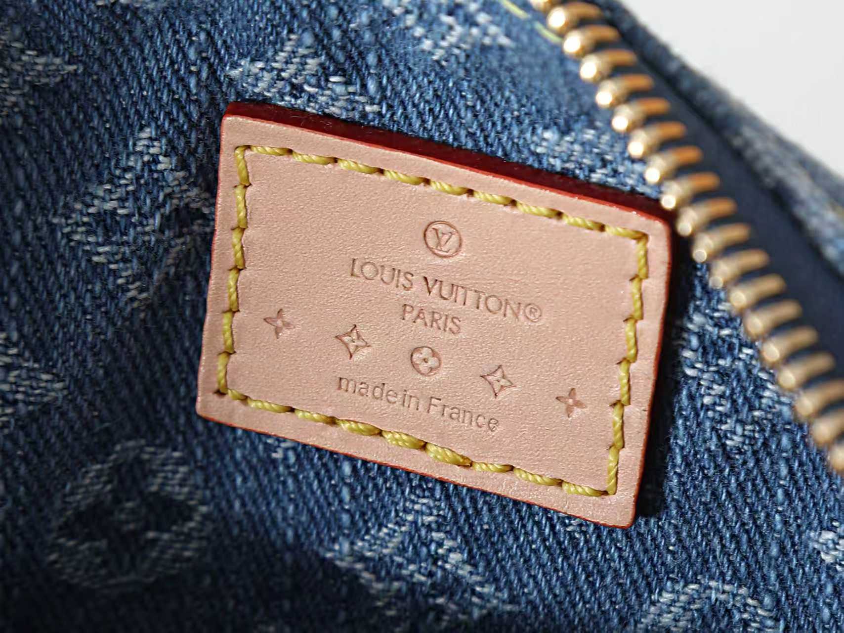 【163C01动态芯片】‼️顶级原单、加强版‼️Hills Pochette 手拿包选用由认证棉织就的 
