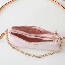 【163C01动态芯片】‼️顶级原单、加强版‼️Liv Pochette 手袋以淡雅 Monogram 【163C01动态芯片】‼️顶级原单、加强版‼️Liv Pochette 手袋以淡雅 Monogram