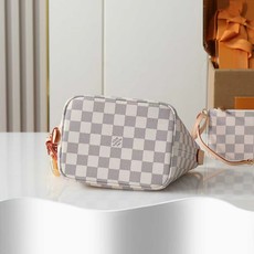 【163C01动态芯片】‼️顶级原单、加强版‼️All In BB 手袋此次取材 Damier Azur 【163C01动态芯片】‼️顶级原单、加强版‼️All In BB 手袋此次取材 Damier Azur