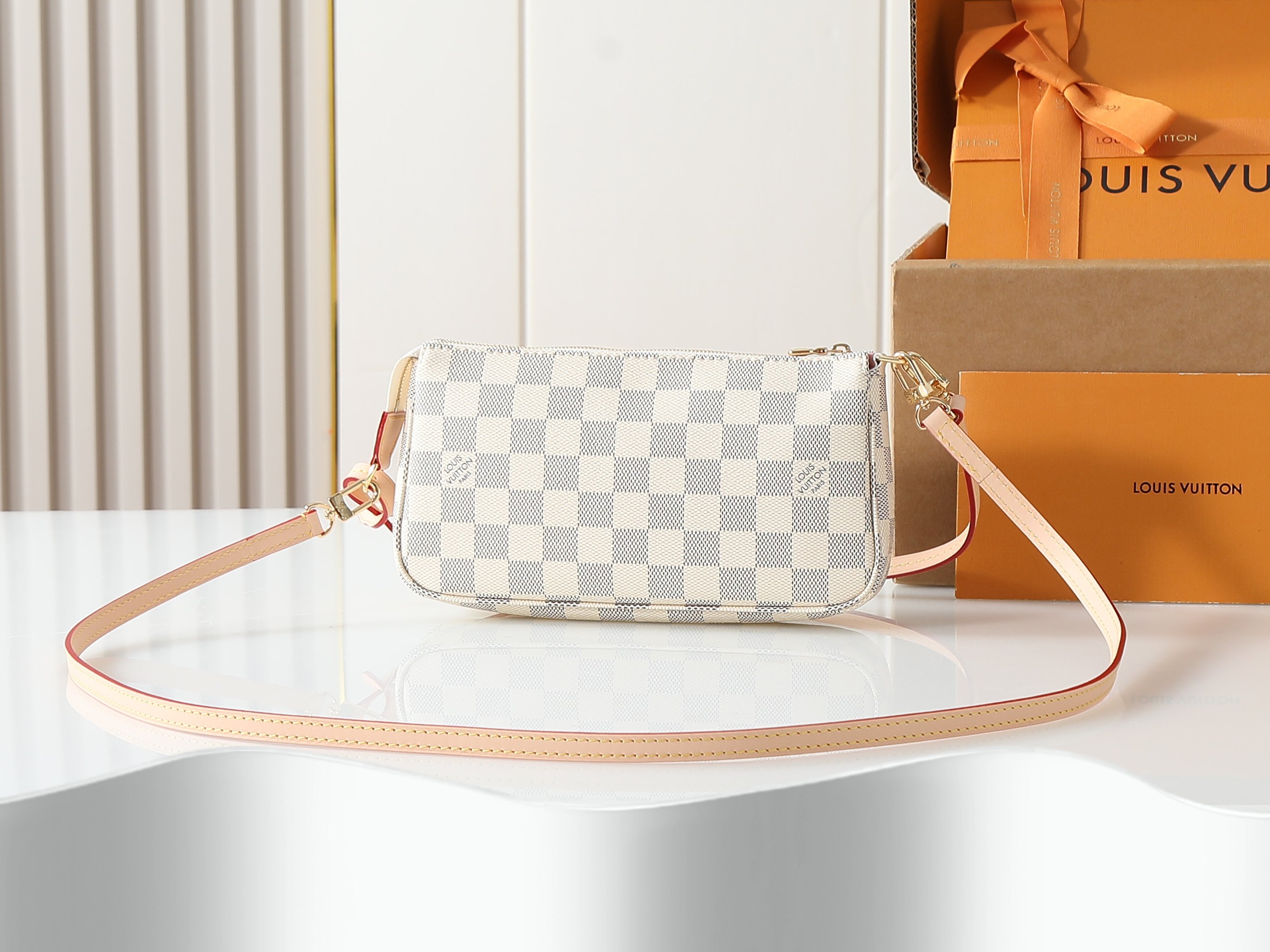 【163C01动态芯片】‼️顶级原单、加强版‼️Pochette Accessories 手袋流露 Da
