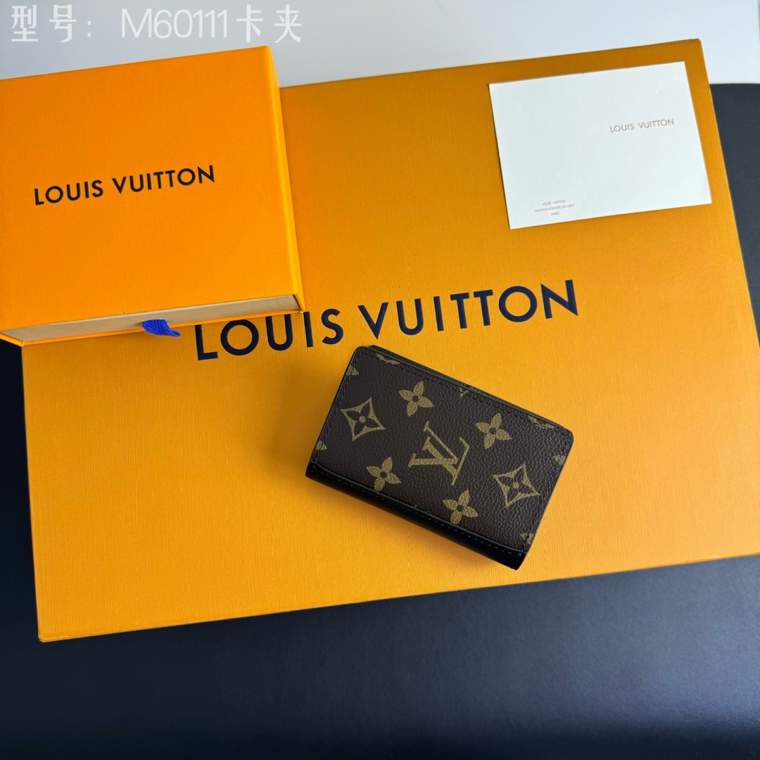 Louis Vuitton モノグラム マカッサー ポケット財布 - スタイリッシュで実用的