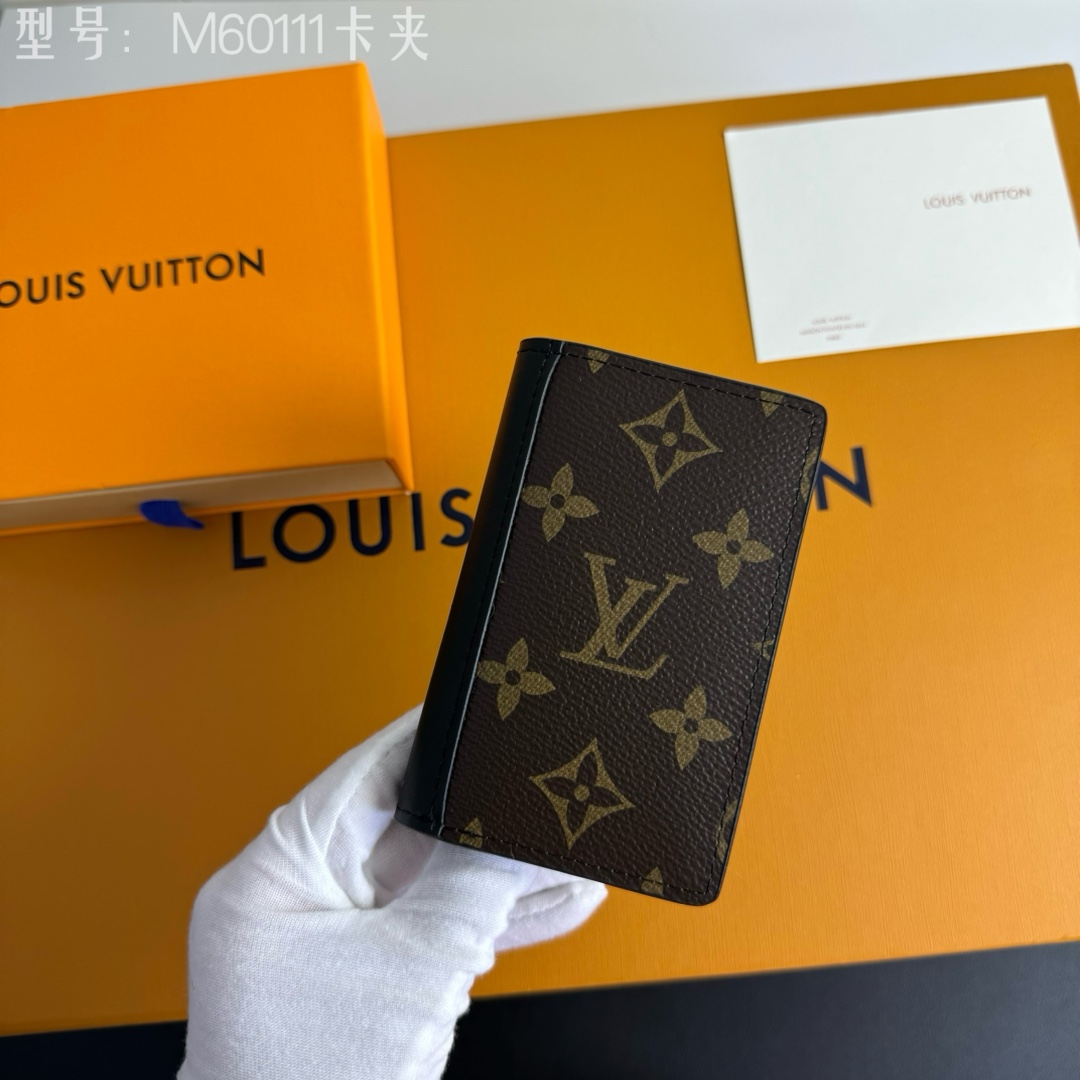 Louis Vuitton モノグラム マカッサー ポケット財布 - スタイリッシュで実用的