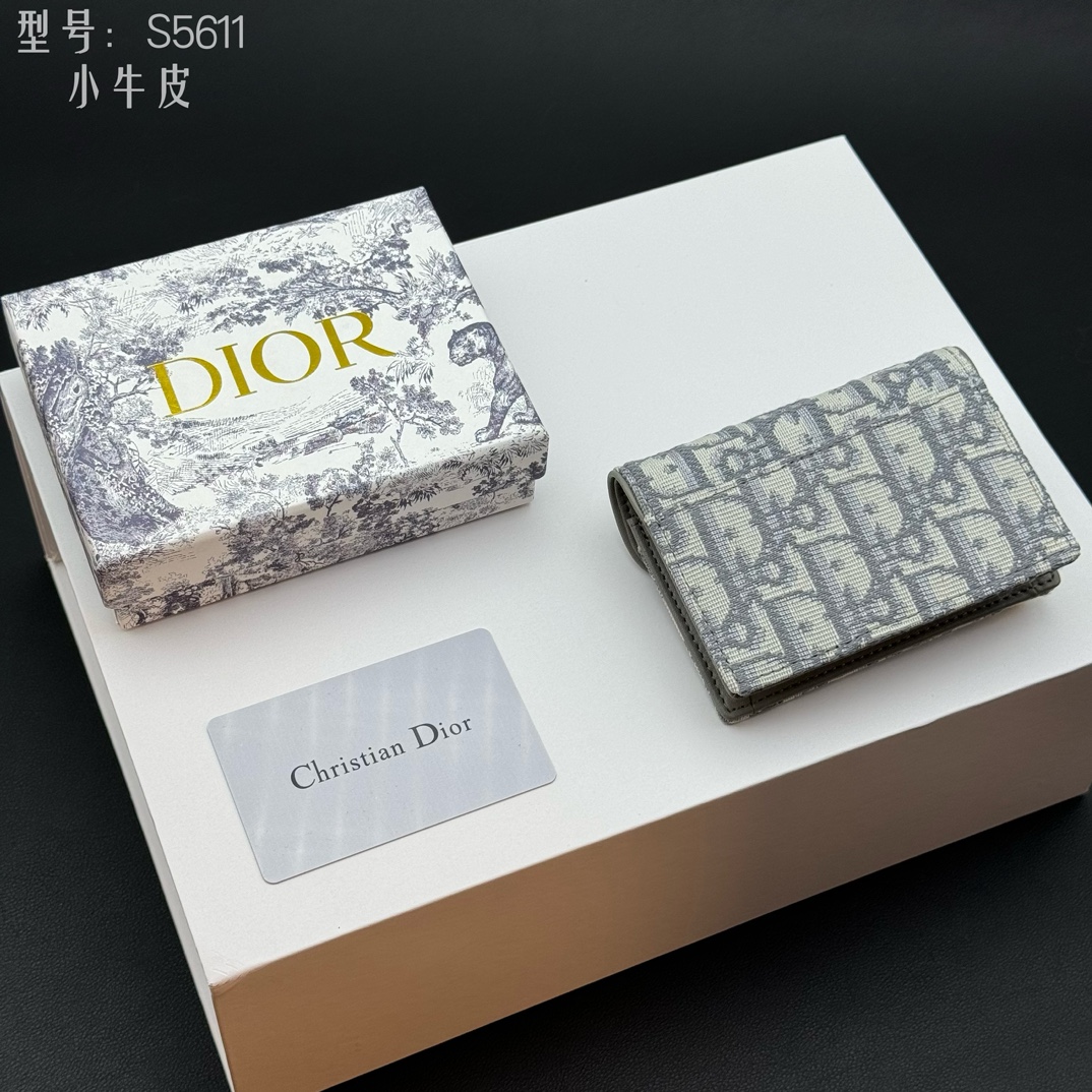 顶级质量#小牛皮专柜正品有售配图片盒子升级版零钱包DIOR.ObliqueSaddle零钱包非常有辨识度