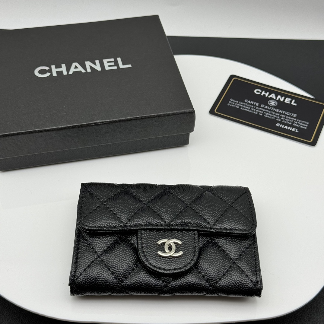 شانيل Chanel Classic Flap Bag محفظة الجيب غلاف البطاقة أسود . الفضة جلد الغنم