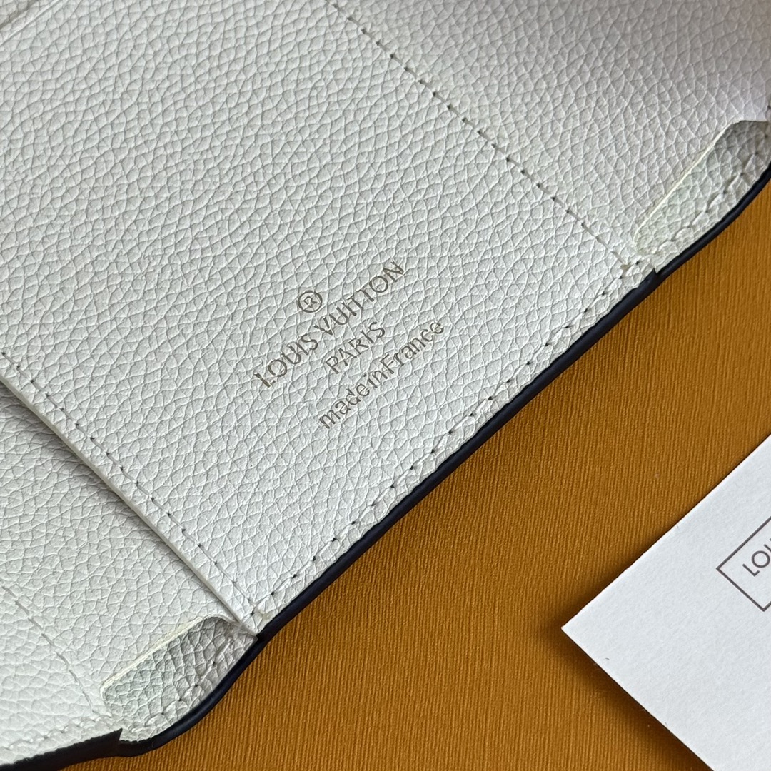 ルイ・ヴィトン Victorine財布 - 高品質モノグラムエンプレントレザー製