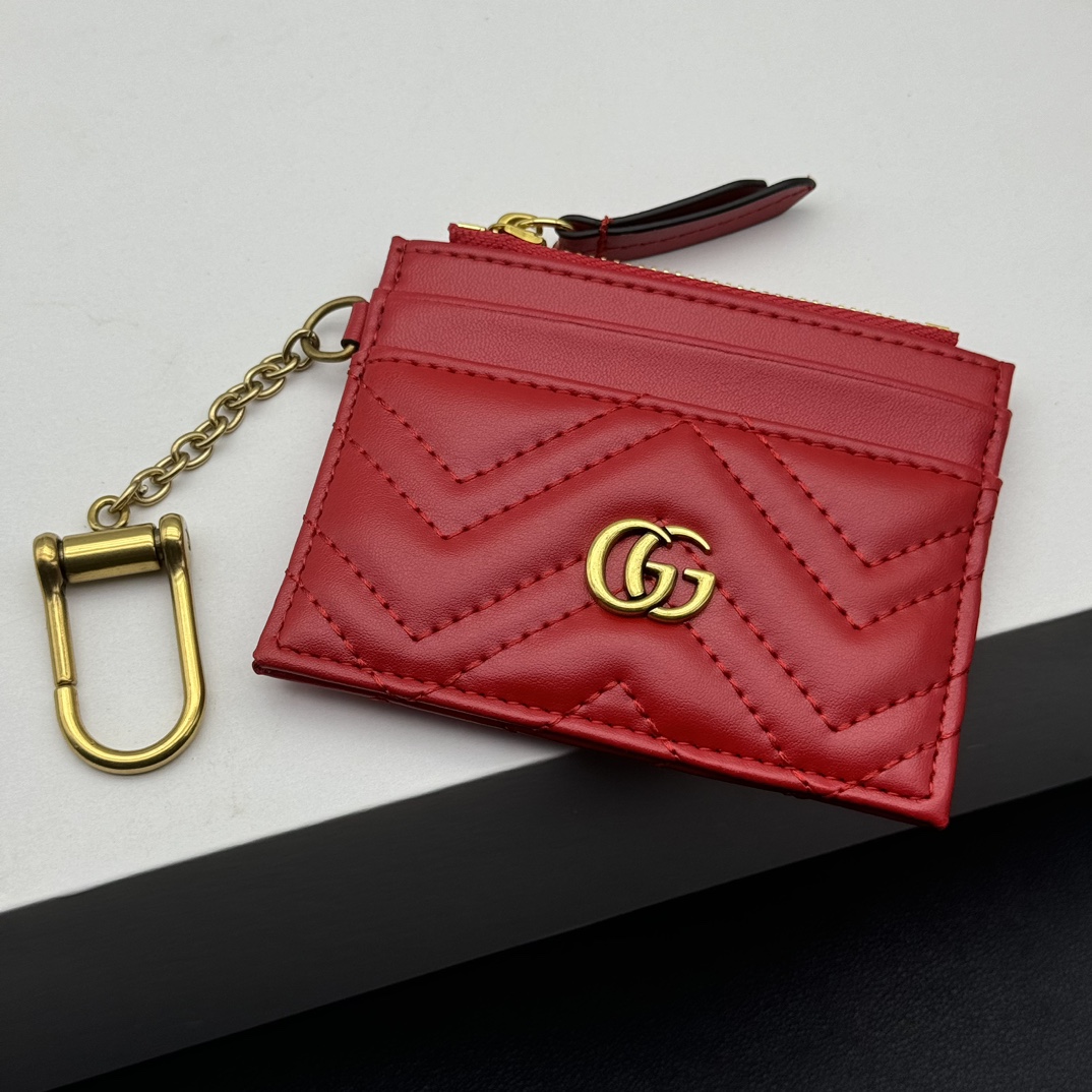 GG Marmont カードケース - 高級イタリアンレザー製、スタイリッシュなデザイン