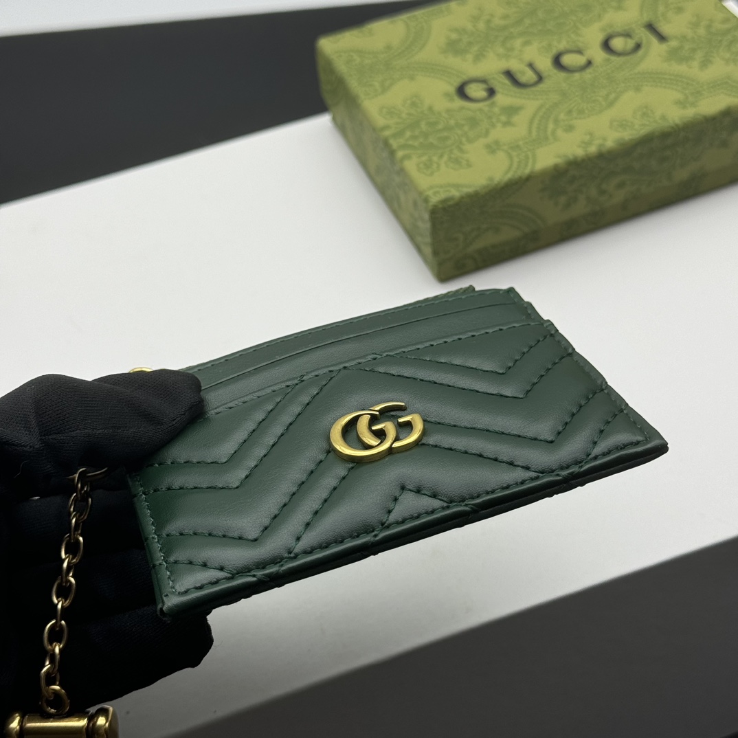 GUCCI GG Marmont カードケース ショルダー付きデザイン