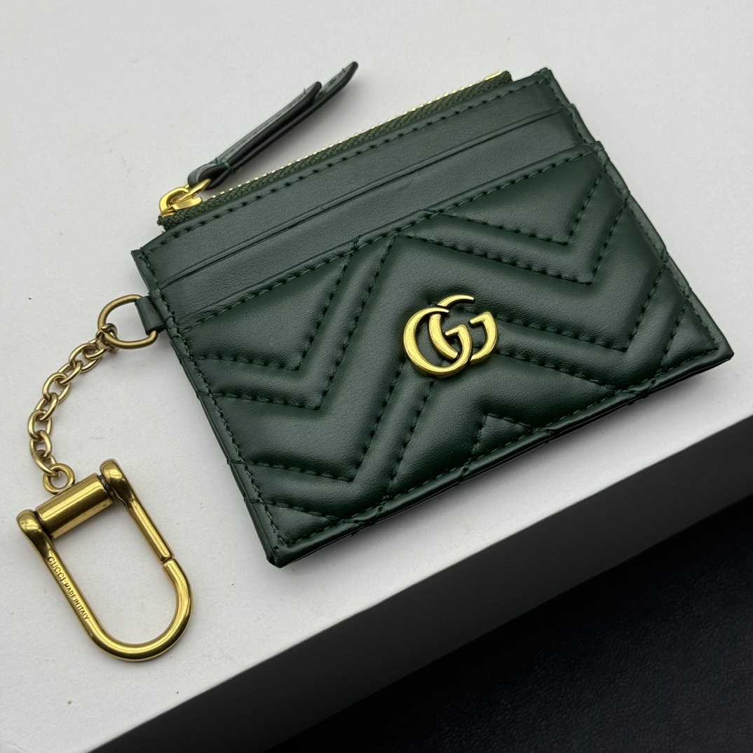 GUCCI GG Marmont カードケース ショルダー付きデザイン