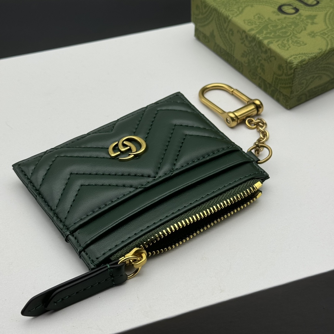 GUCCI GG Marmont カードケース ショルダー付きデザイン