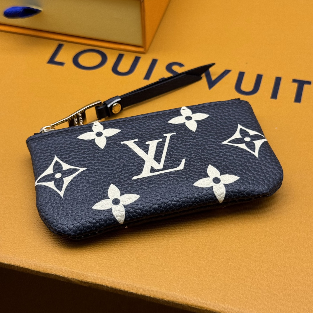 ルイ・ヴィトン Damier 小皮包 - コンパクトで使いやすいデザイン