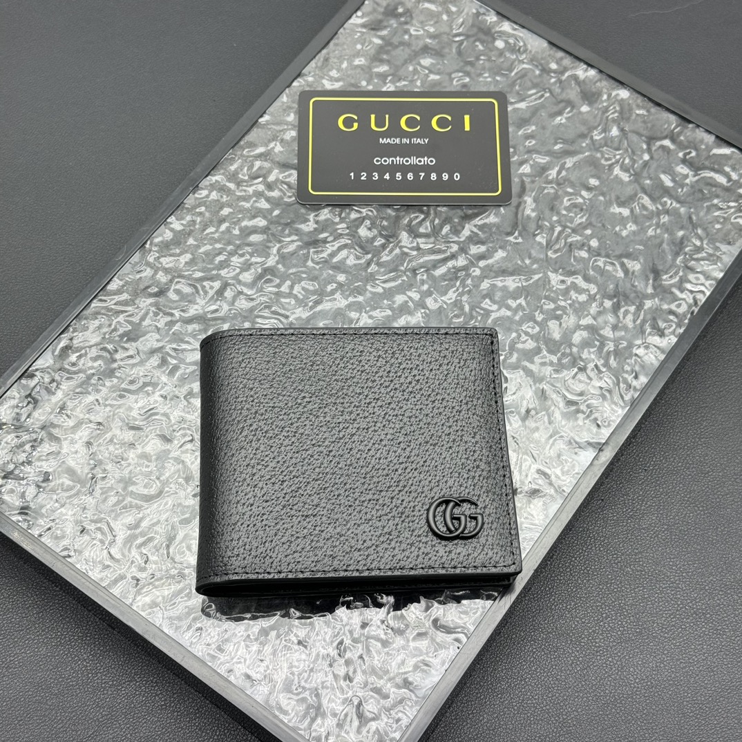 GG marmont ブラックダブルG 短式皮夹 - 高級感と実用性を兼ね備えたイタリア製