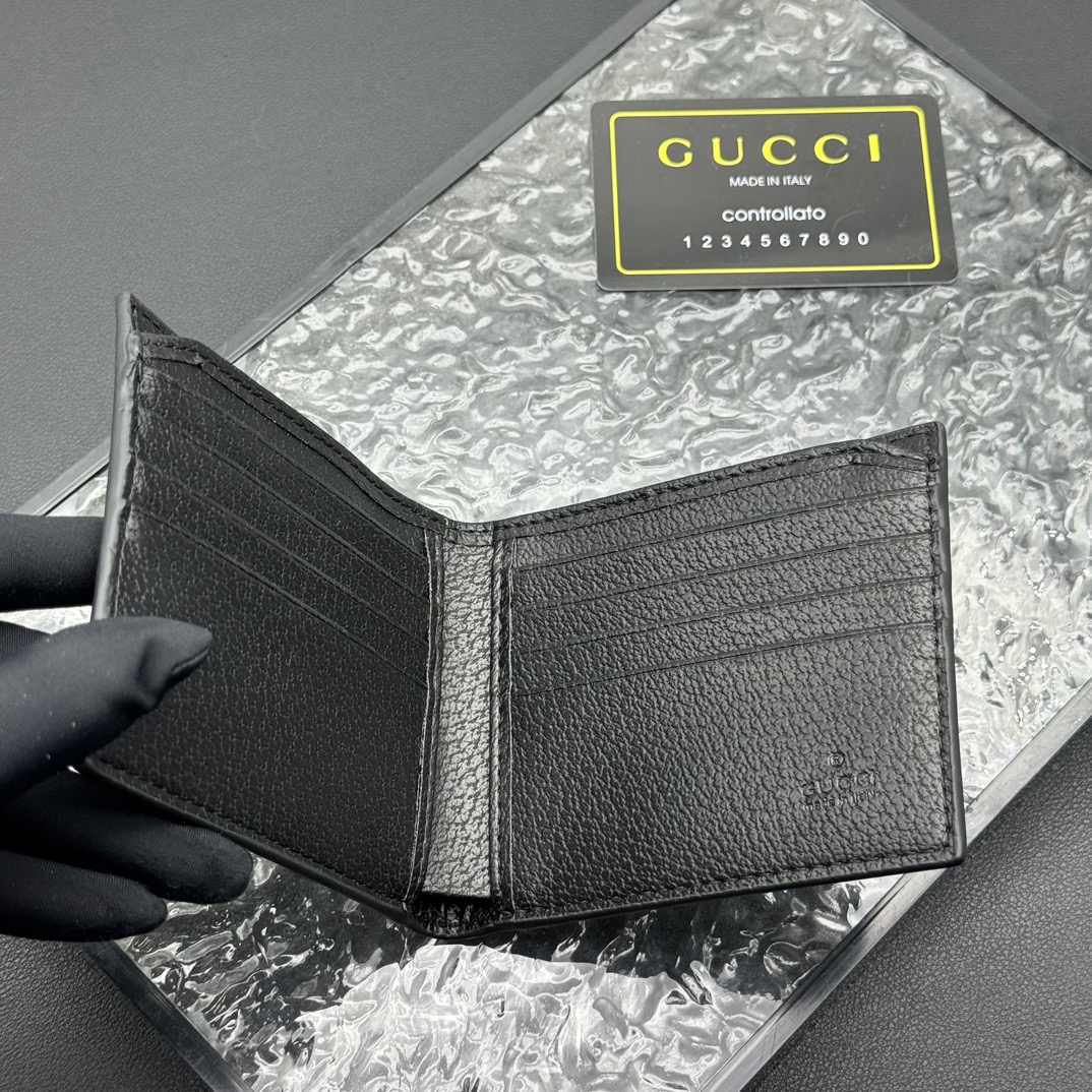 GG marmont ブラックダブルG 短式皮夹 - 高級感と実用性を兼ね備えたイタリア製