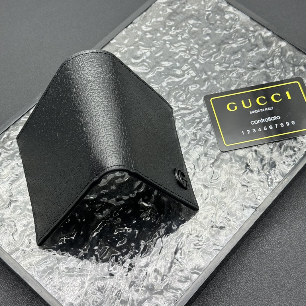 GG marmont ブラックダブルG 短式皮夹 - 高級感と実用性を兼ね備えたイタリア製