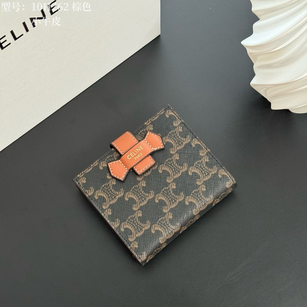 💎Top quality💖 with cowhide leather
𝗖𝗘𝗟𝗜𝗡𝗘 Arc de Triomphe ce Peugeot printed sheepskin strap wallet