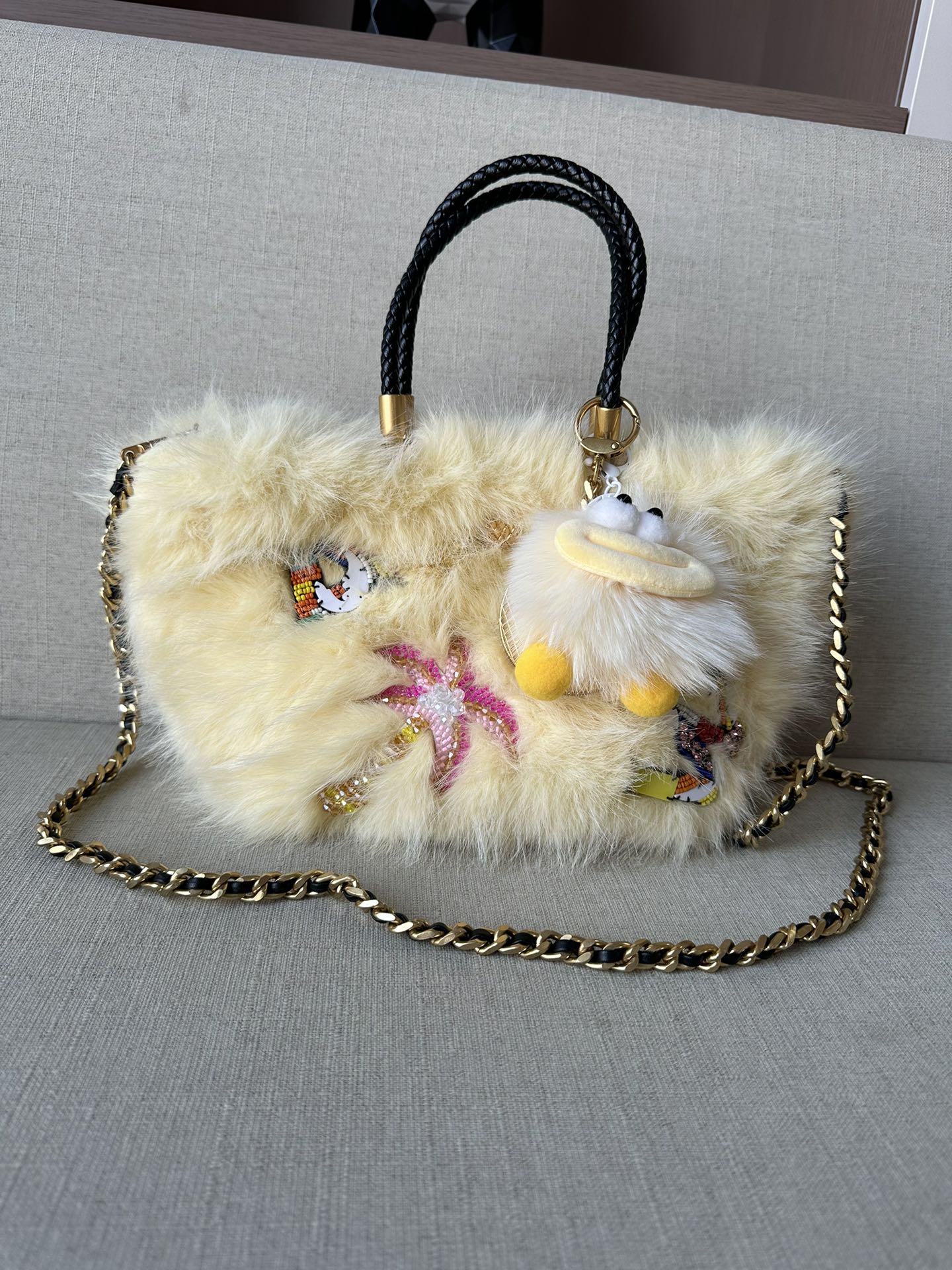 25 rare matching editions first launched in the counter alexanderwangs collaboration with Bulgari! 100% authentic! 100% imported animal fur (fox