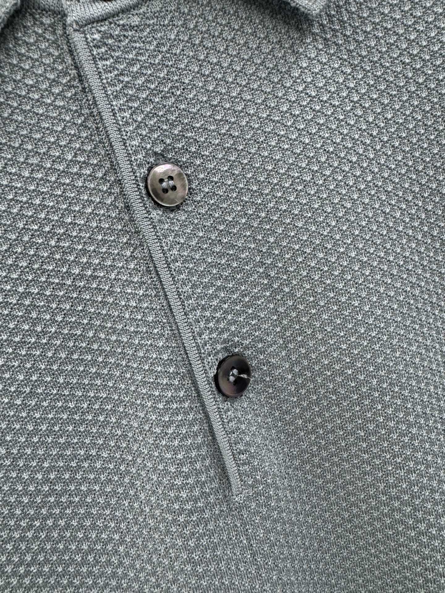 Luxurious Italian LP Brand: Loro Piana Quality Clothing with Elegant Style and Comfort - 图片 9