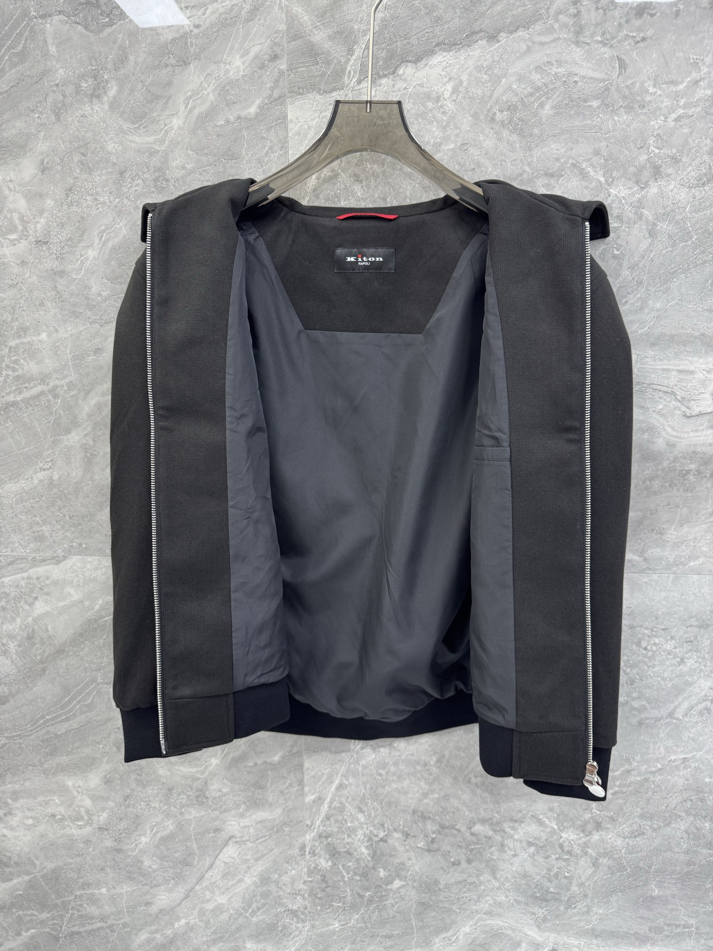 Luxurious Kiton Autumn/Winter Business Jackets for Elite Men: Italian Craftsmanship at Its Finest - 图片 6