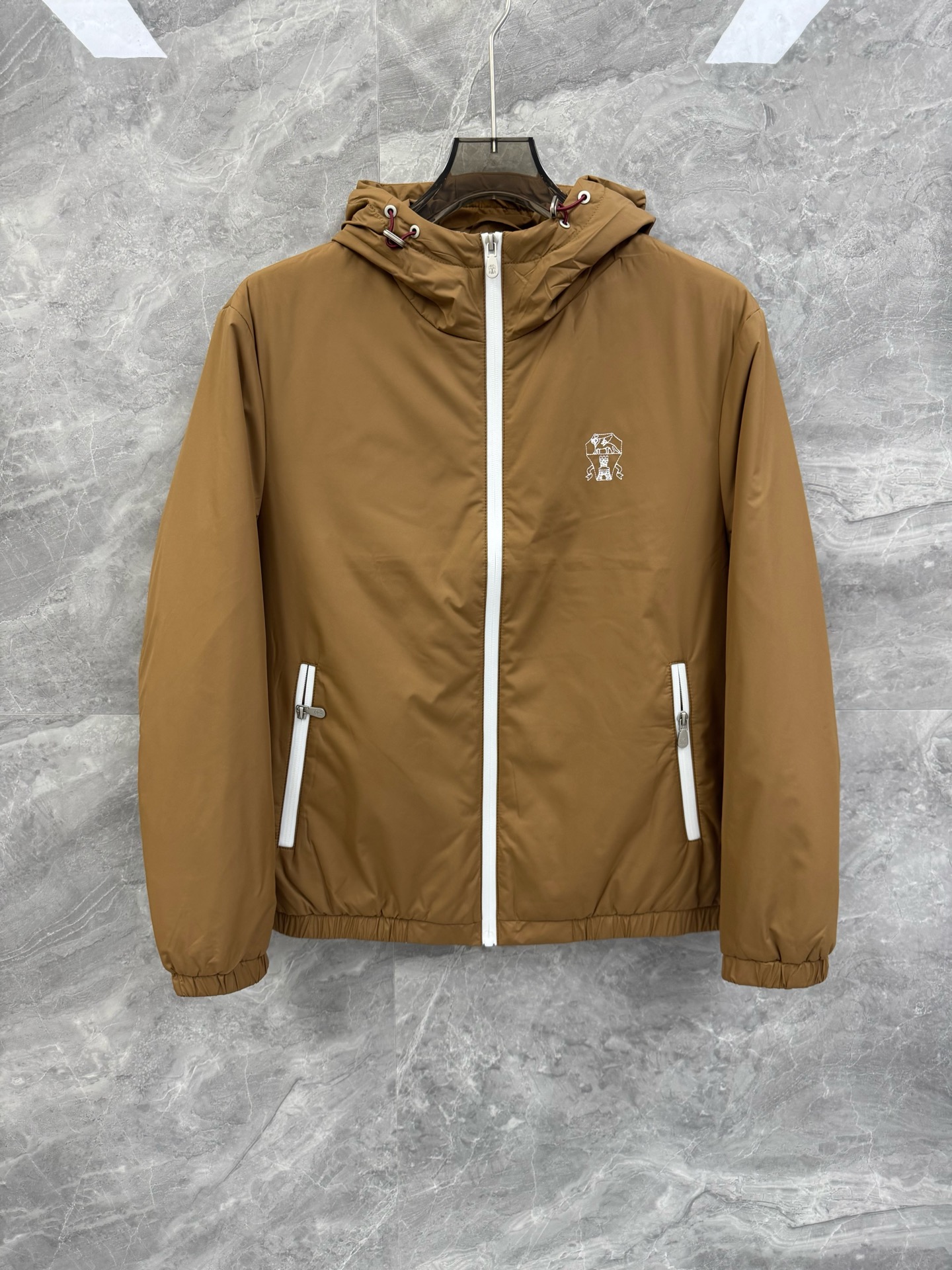 Luxury Men’s Outdoor Heatproof Jacket Collection Overview with Italian Craftsmanship and High-End Fibers - 图片 2
