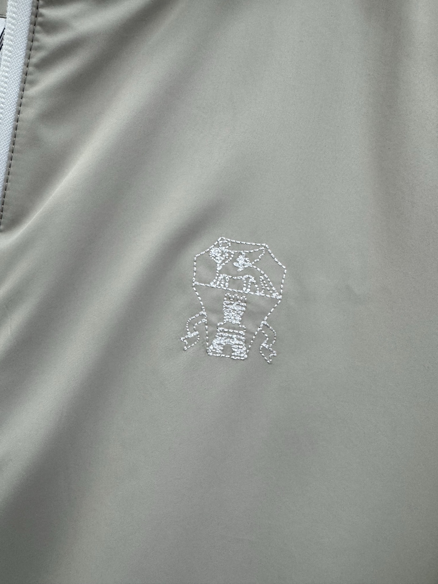 Luxury Men’s Outdoor Heatproof Jacket Collection Overview with Italian Craftsmanship and High-End Fibers - 图片 8