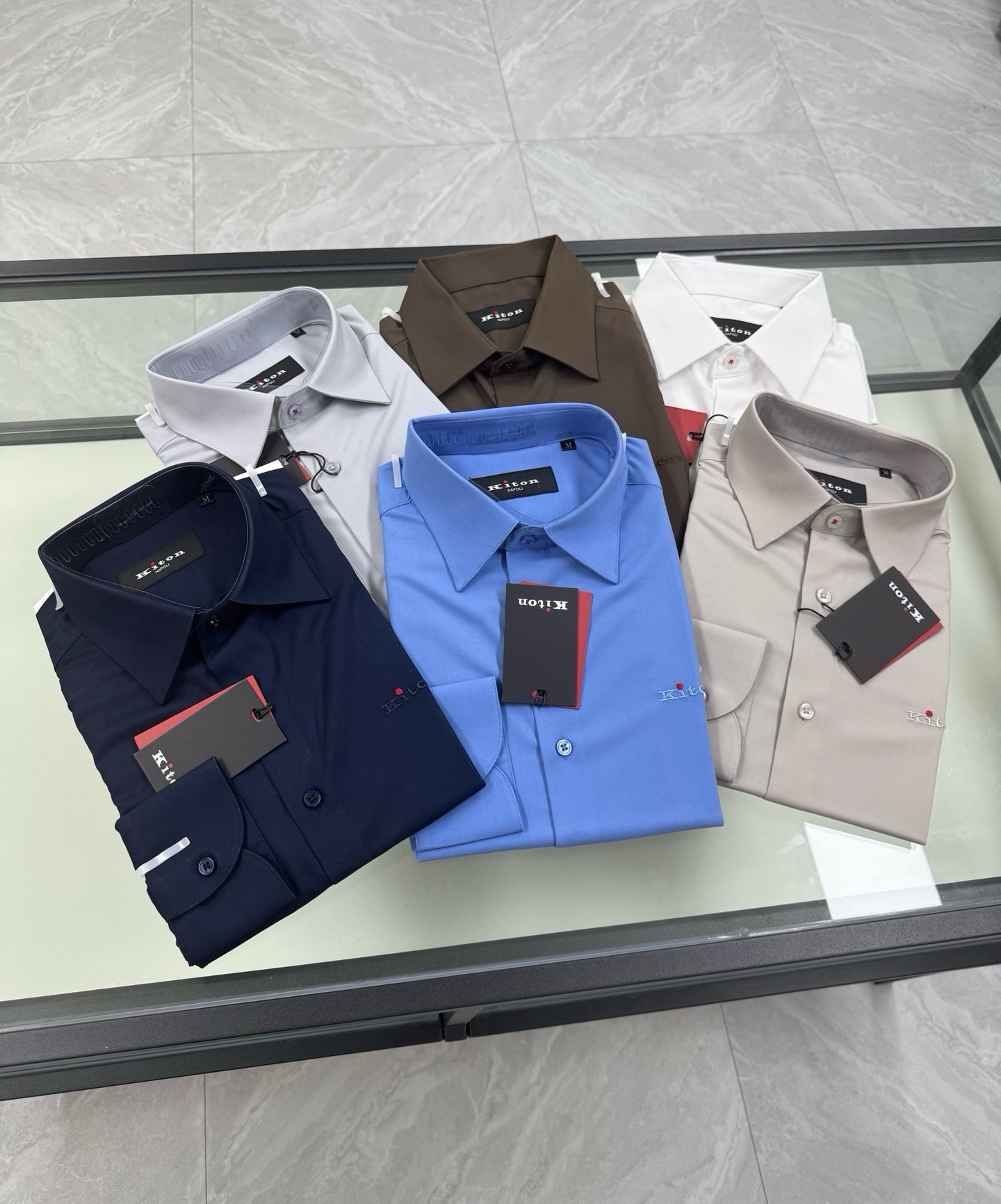 NO:624101,Necessary shirt for business gentleman Kiton simple solid color shirt,,shirts,alexander wang19860909商务绅士必备衬衫 Kiton简约纯色衬衣,,shirts,alexander wang,Men's clothing