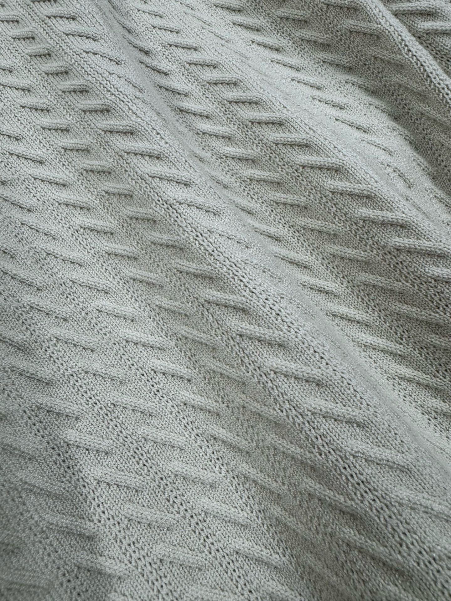 BC极简都市羊毛针织衫