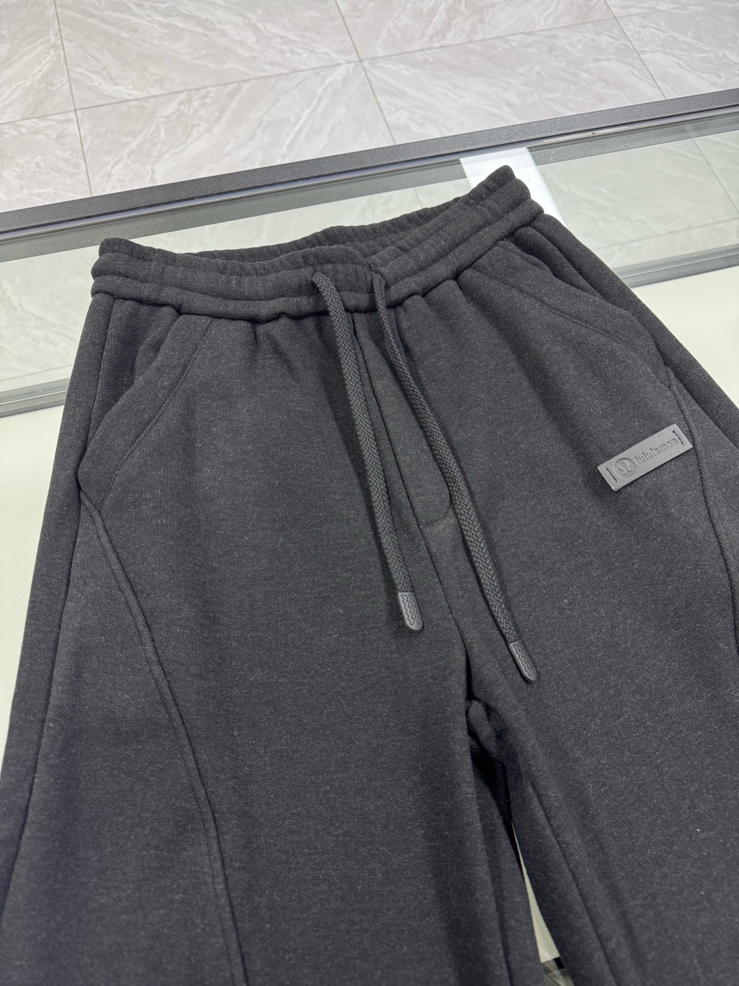 露露乐檬复古双面绒弯刀裤