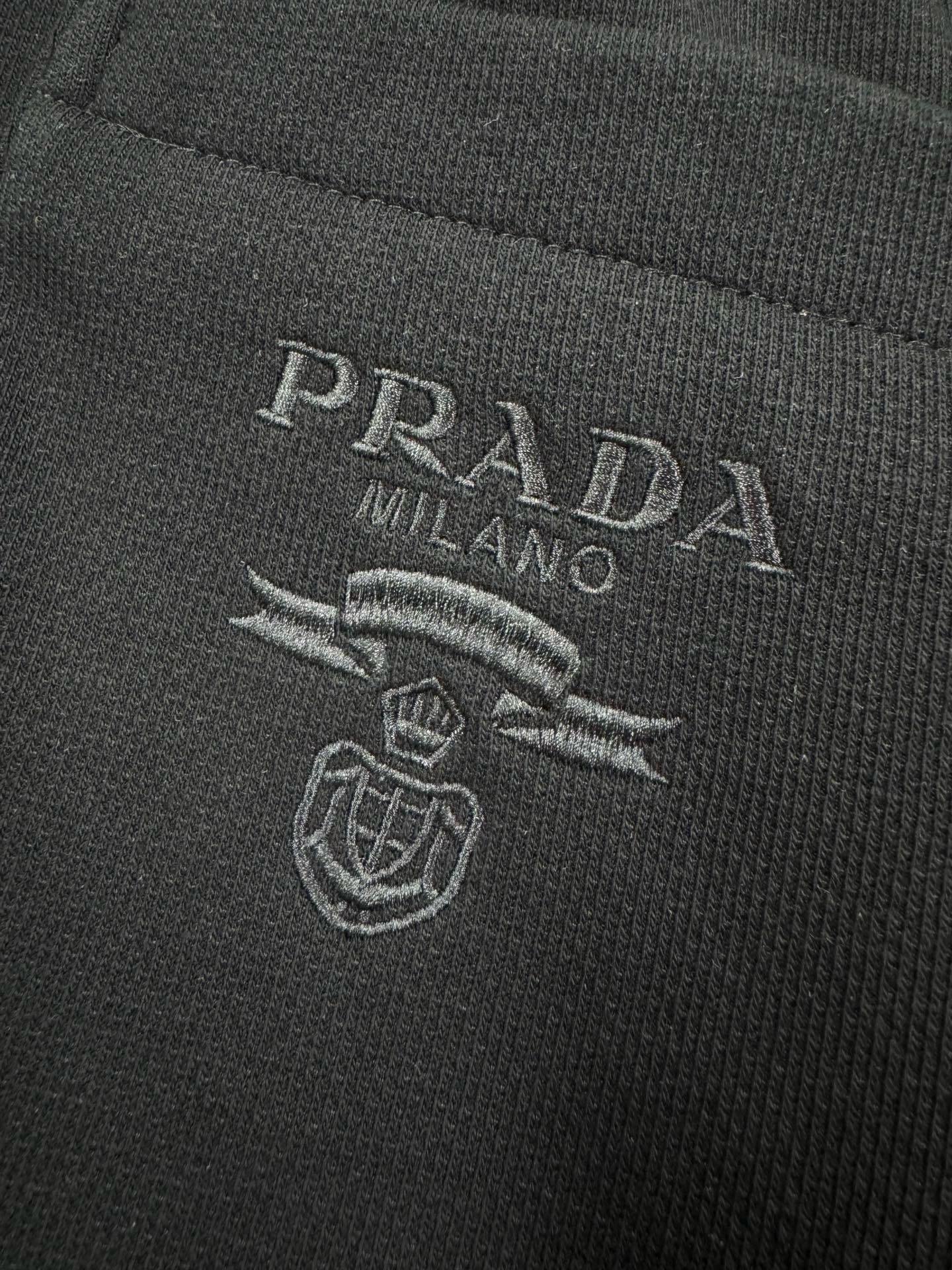 感受不一样的穿着体验来自高端羽绒纱线的绒软呵护