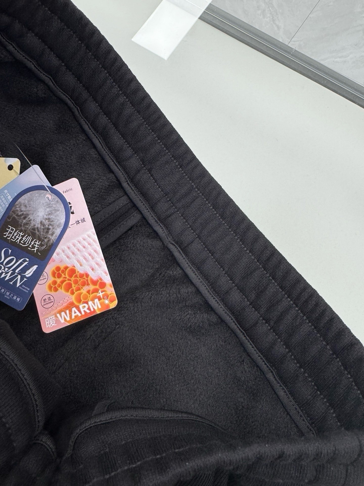 感受不一样的穿着体验来自高端羽绒纱线的绒软呵护