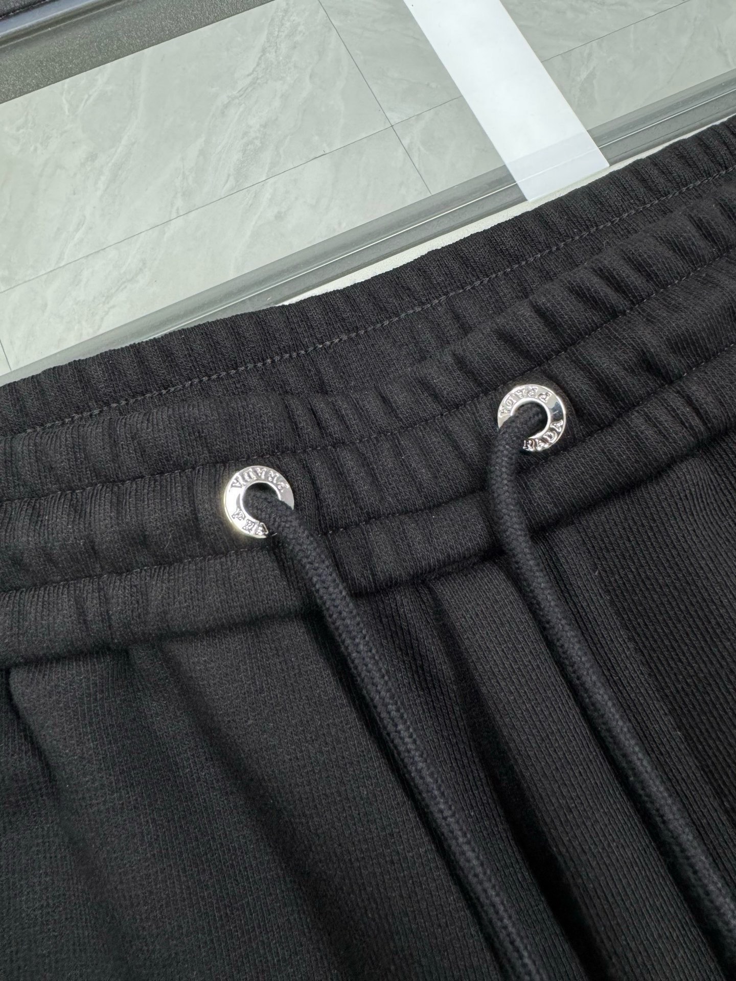 感受不一样的穿着体验来自高端羽绒纱线的绒软呵护