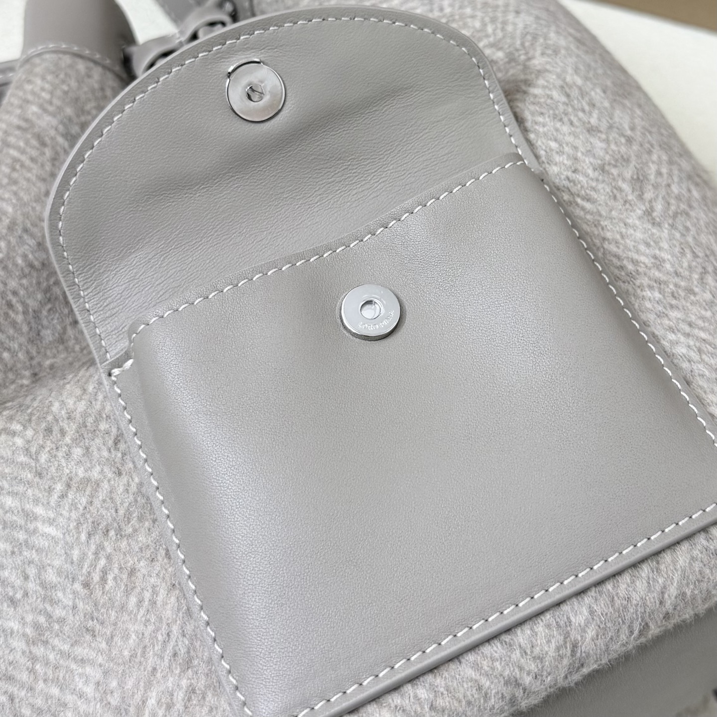 Loro Piana Loro Piana Extra 抽绳双肩包