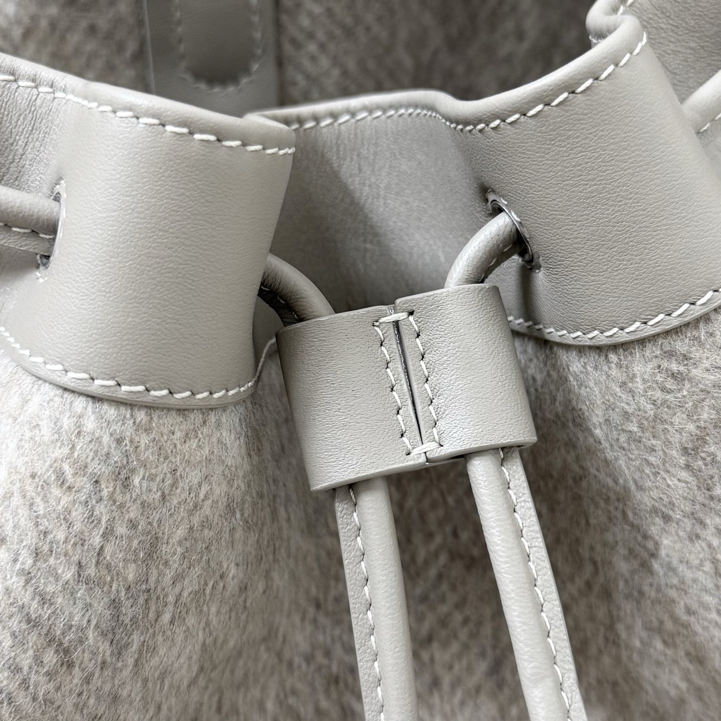 Loro Piana Loro Piana Extra 抽绳双肩包