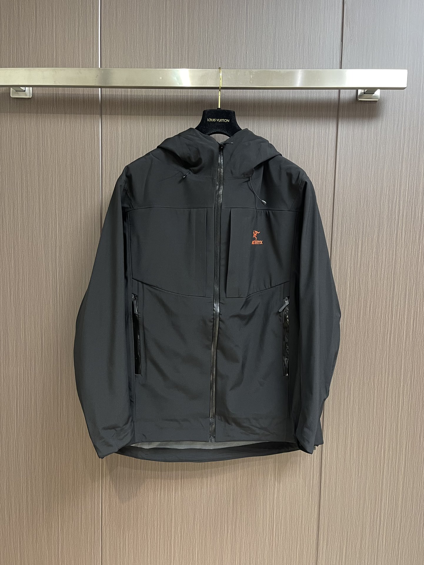 Arc’teryx Clothing Coats & Jackets Hooded Top