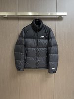 Balenciaga 1:1
 Clothing Coats & Jackets Down Jacket Black Splicing Fall/Winter Collection