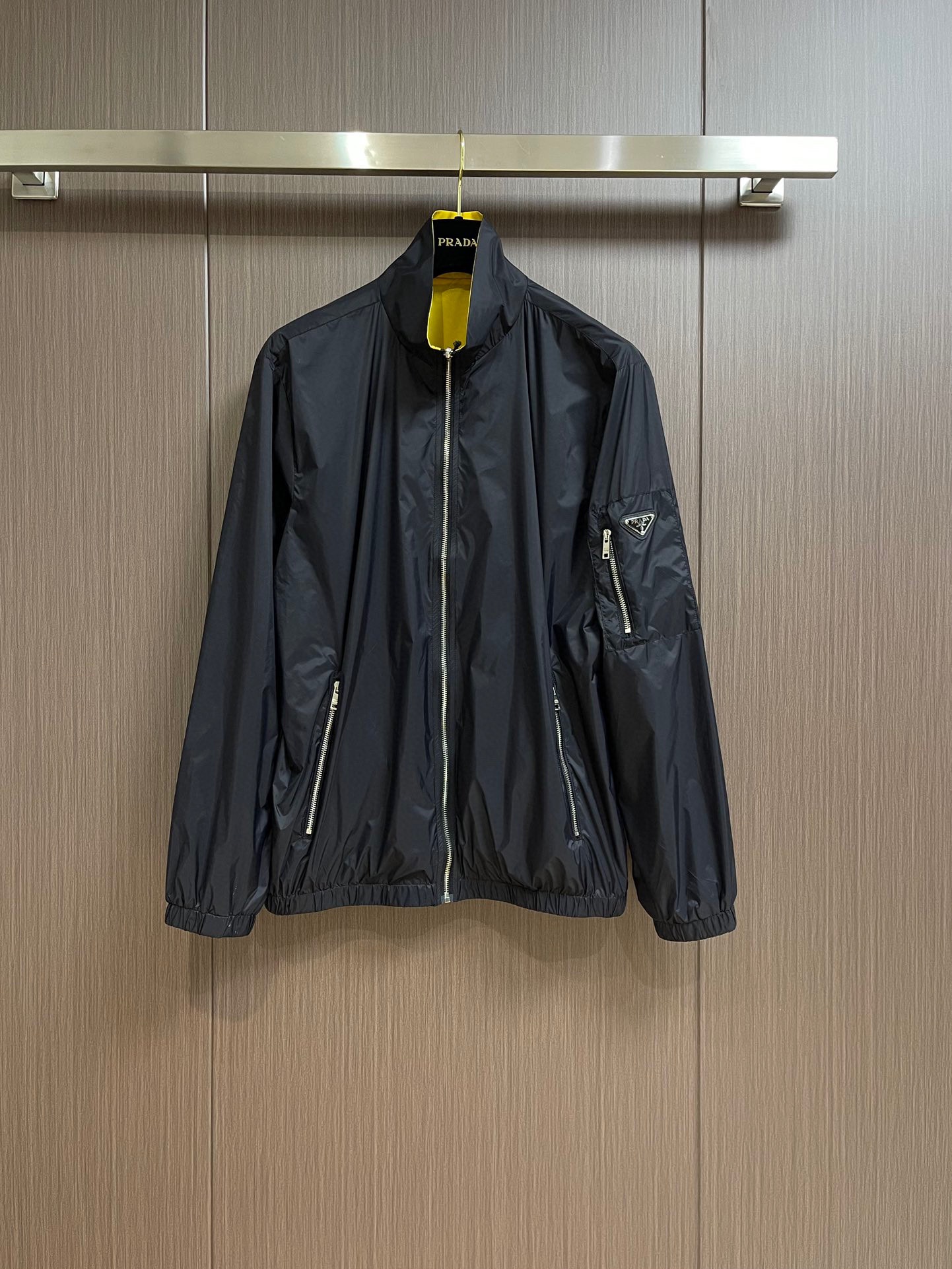 Prada 1:1
 Clothing Coats & Jackets