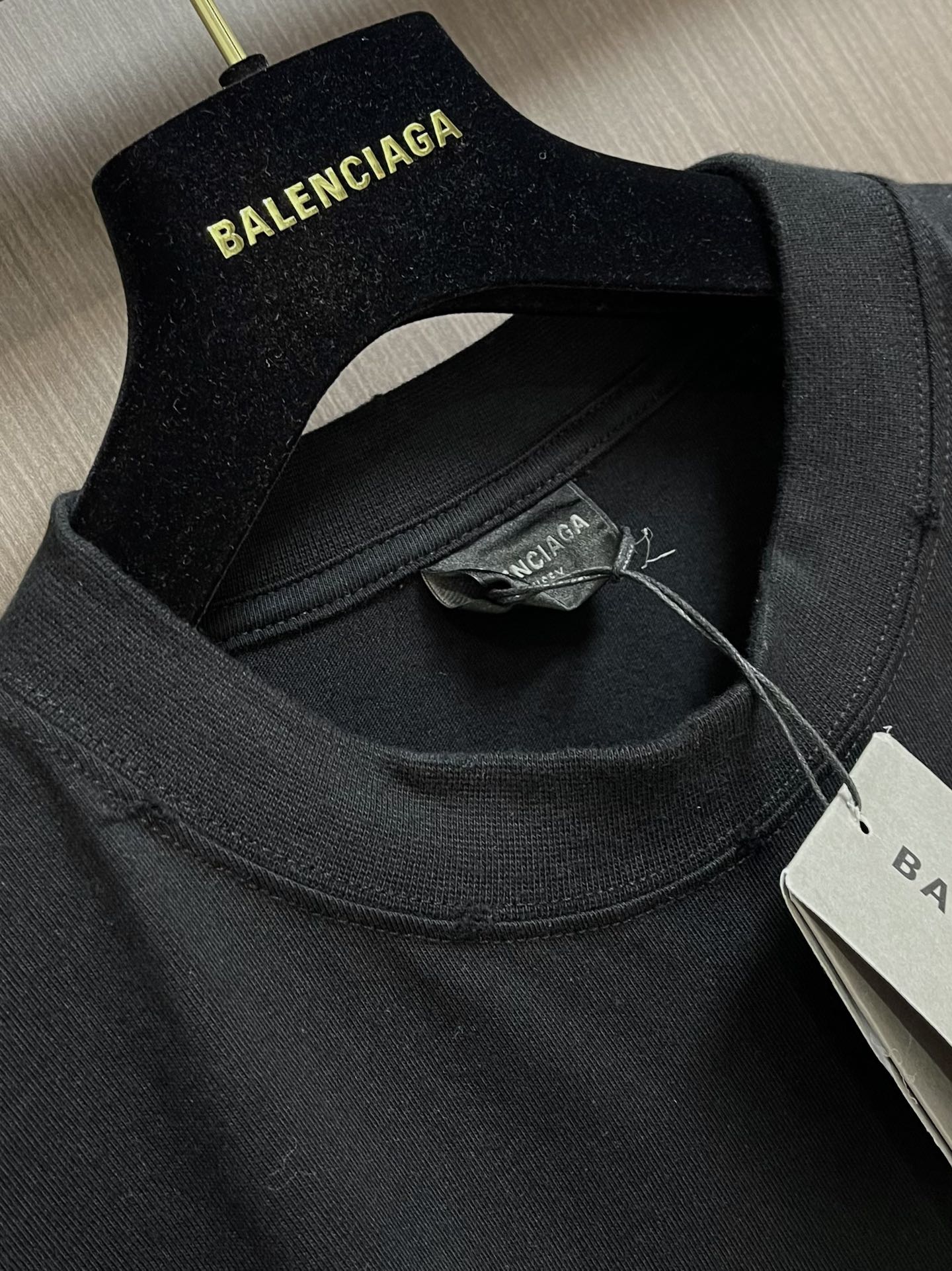 Balenciaga2024ss春夏新款光盘短袖T恤情人节限定款来啦！时尚光碟唱片光盘短袖t恤宽松版型不