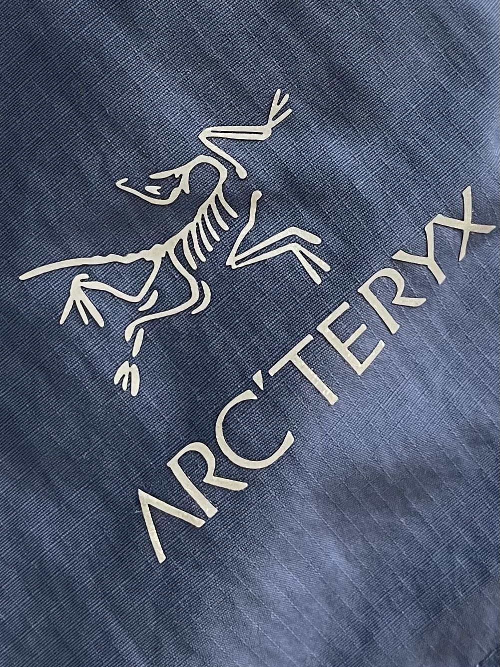 Arcteryx2024SS夏季新款休闲五分短裤休闲运动都可驾驭夏季出行必备百搭短裤采用亲肤科技面料手感