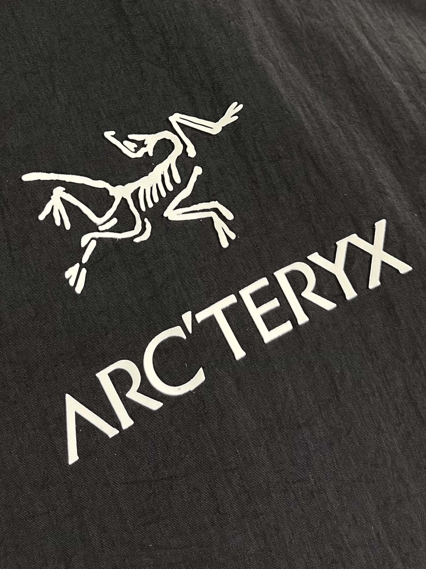 Arcteryx始祖鸟2024ss春夏新品科技面料户外必备防紫外线高强弹力皮肤外套区别市场货每年都会出一