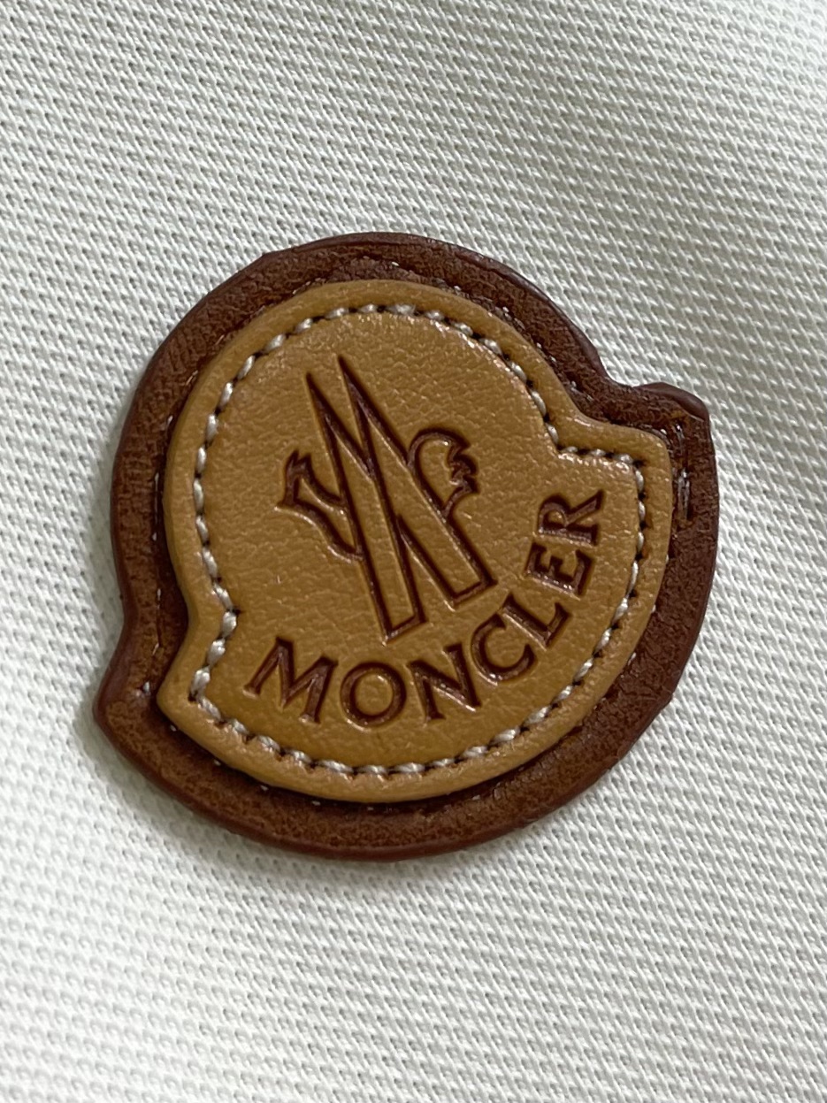 Moncler2024SS早春新款立体仔章POLO衫短袖马球衫定制字母标识纽扣细节到位采用100棉质珠地