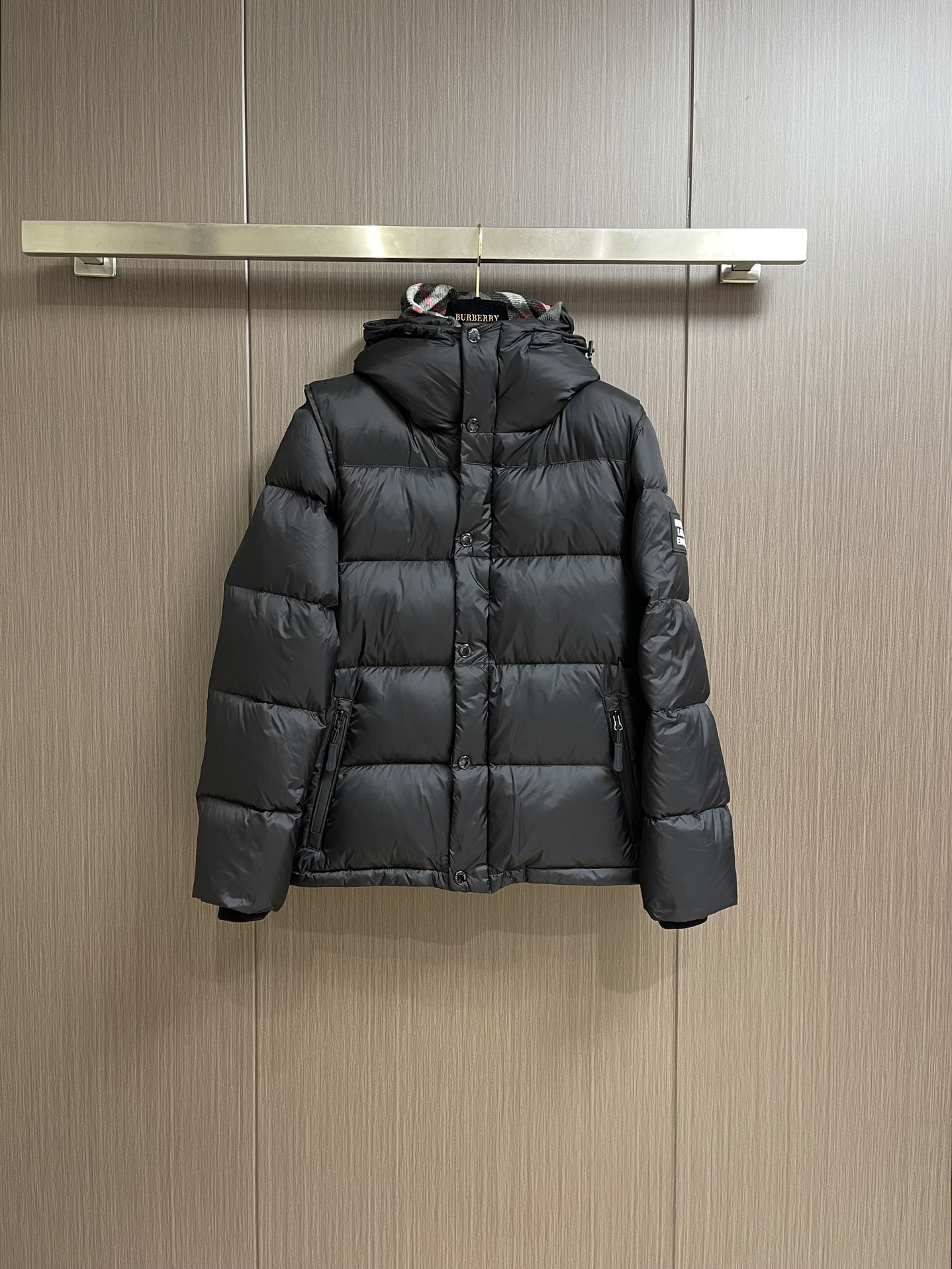 Top Fake Designer
 Burberry Clothing Down Jacket Wool Winter Collection Hooded