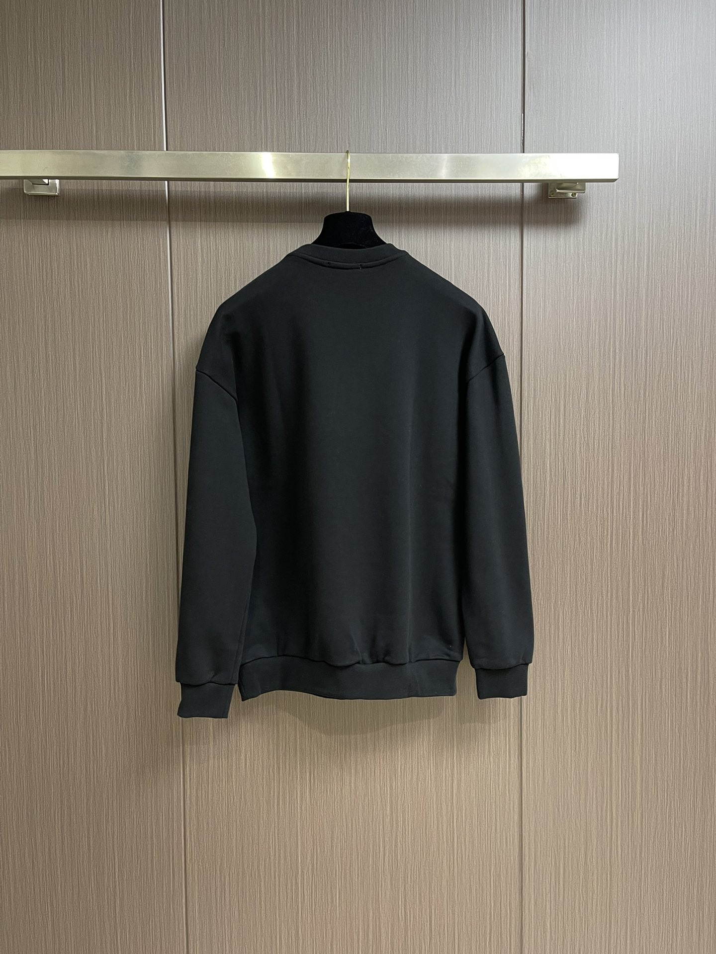 Hermes Black Cotton Sweatshirt with Colorful Horse Graphic - Comfortable Fit 2 i1734631635 651 7
