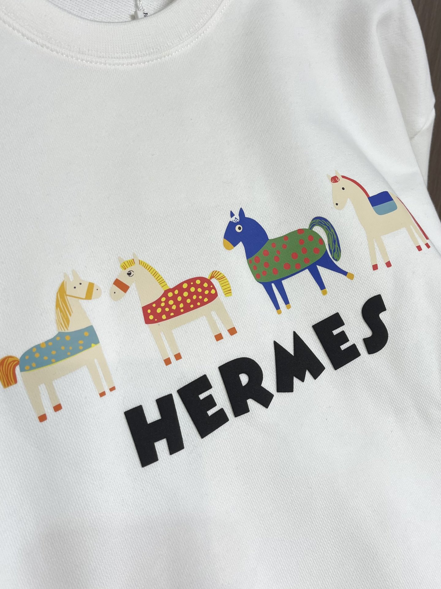 Hermes Women's Crewneck Sweatshirt with Equestrian Print - Casual Style 6 i1734631659 9199 5