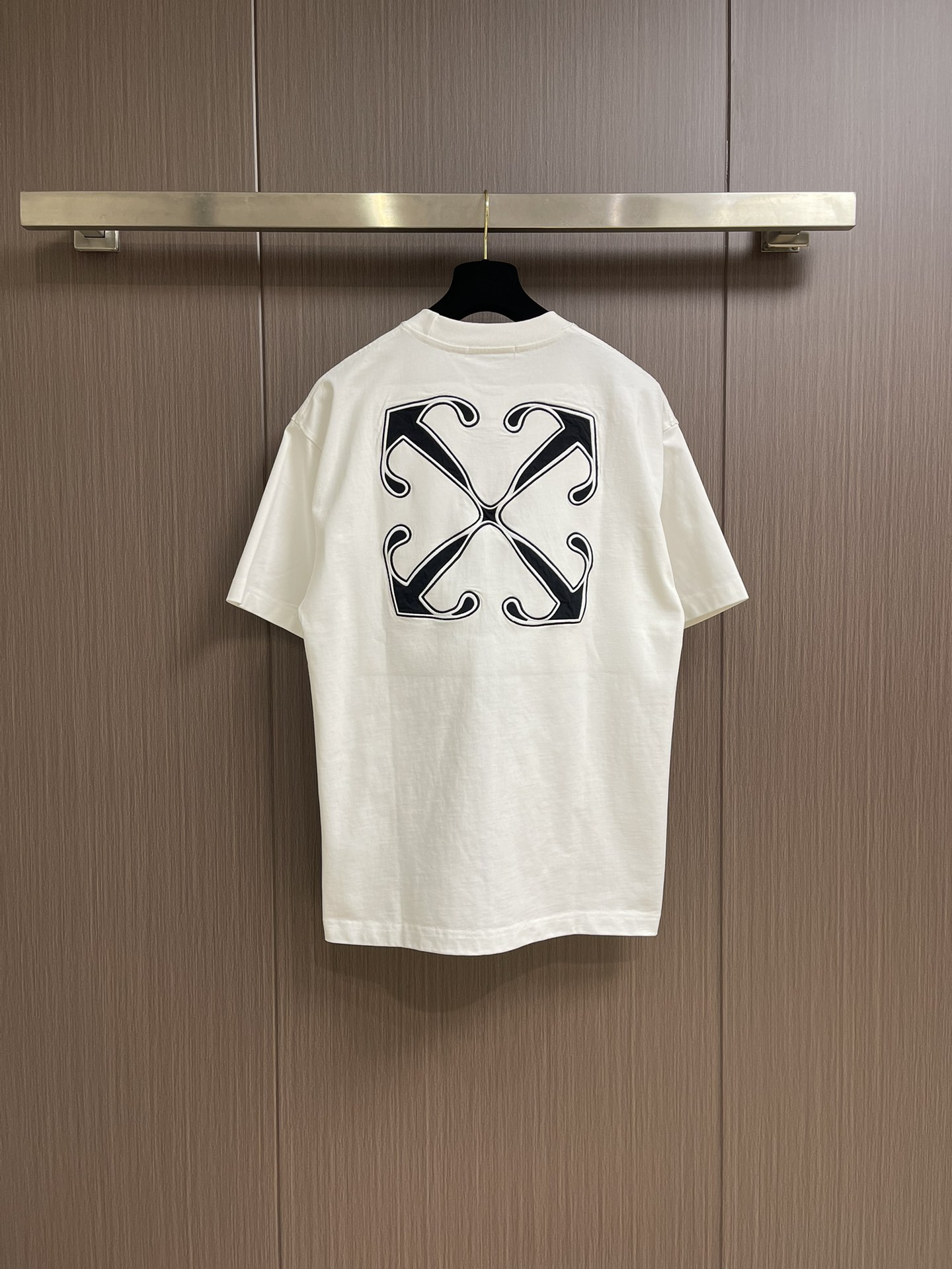 OFF-WHITE 2025s Logo T-shirt: 100% Cotton, High-Density Threaded Neck, Various Sizes Available - 图片 2