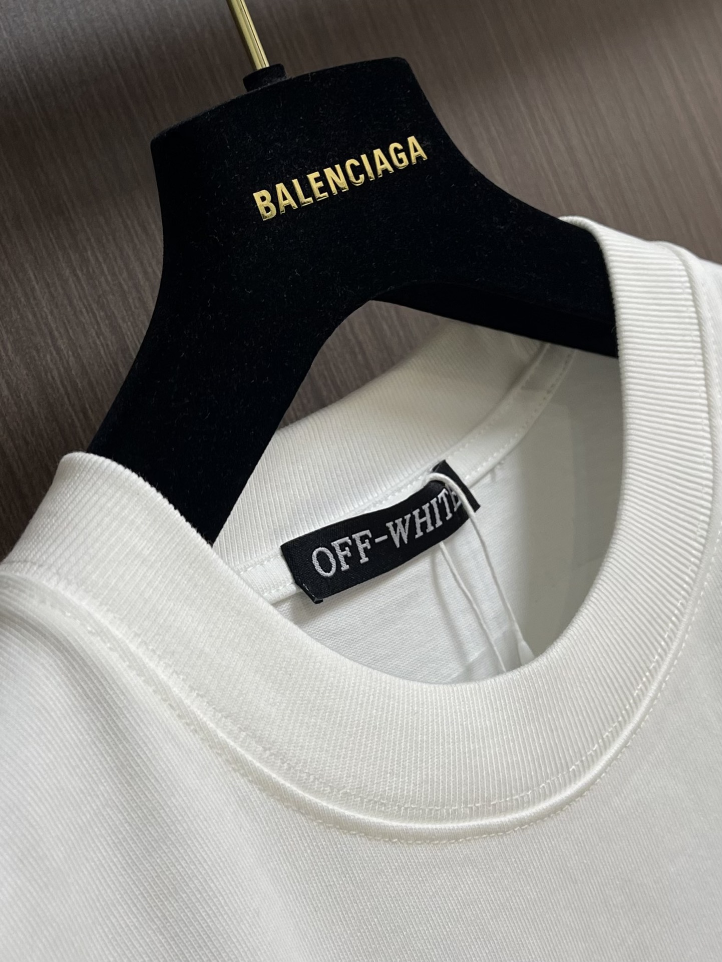 OFF-WHITE 2025s Logo T-shirt: 100% Cotton, High-Density Threaded Neck, Various Sizes Available - 图片 6
