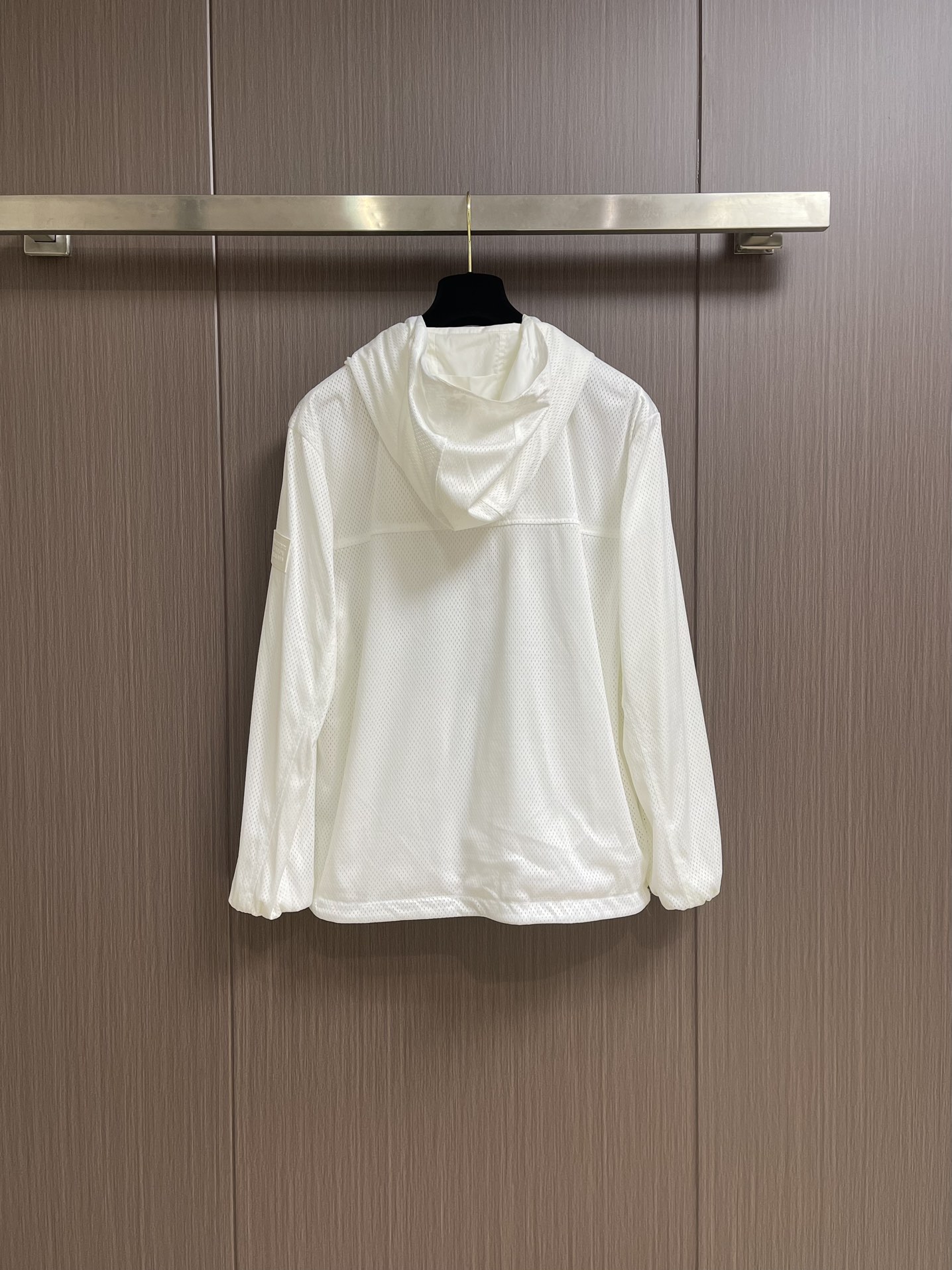 Burberry 2025s Double-Sided Hooded Zipper Jacket: Lightweight, Stylish, and Versatile! - 图片 2