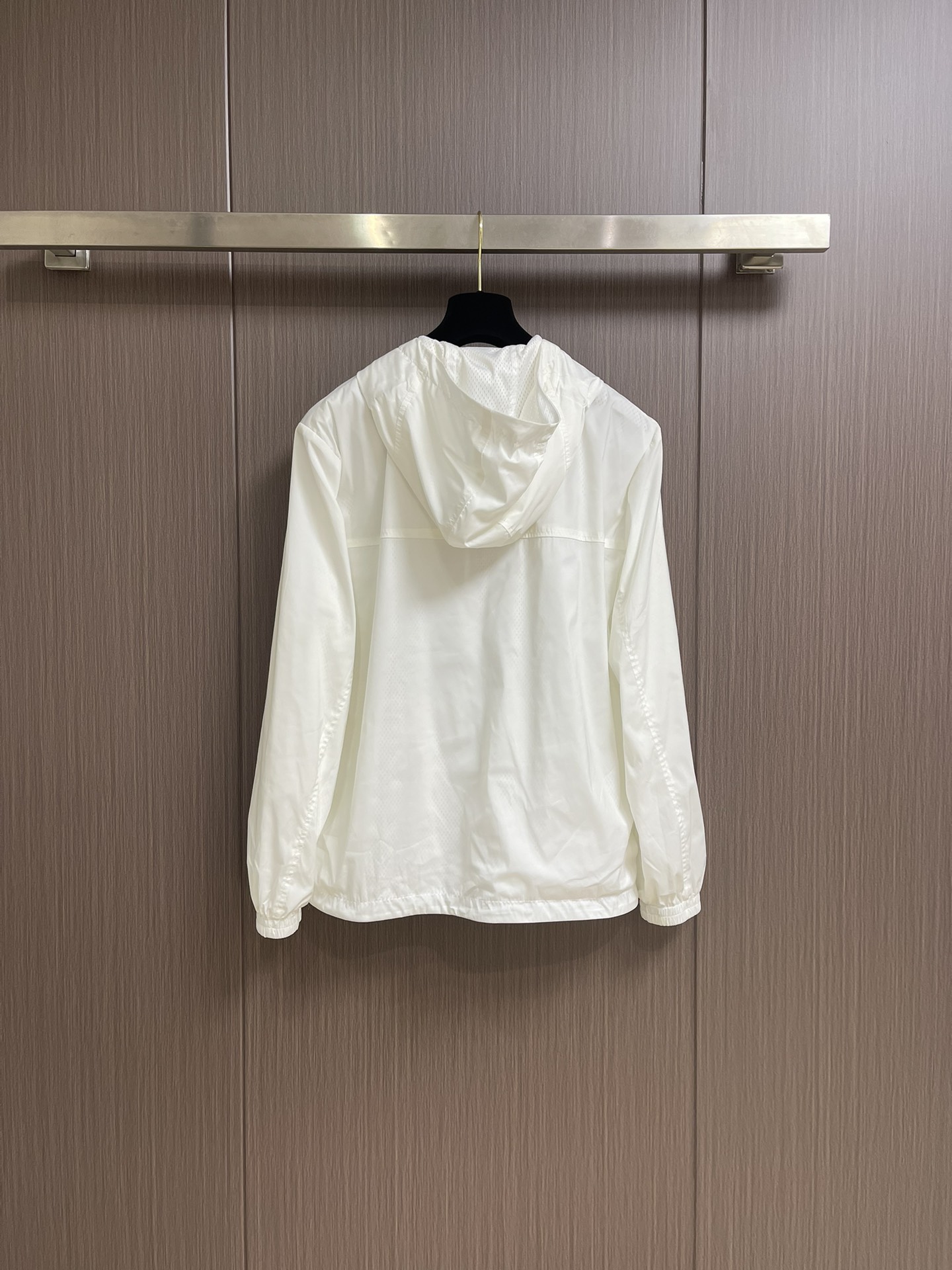 Burberry 2025s Double-Sided Hooded Zipper Jacket: Lightweight, Stylish, and Versatile! - 图片 6