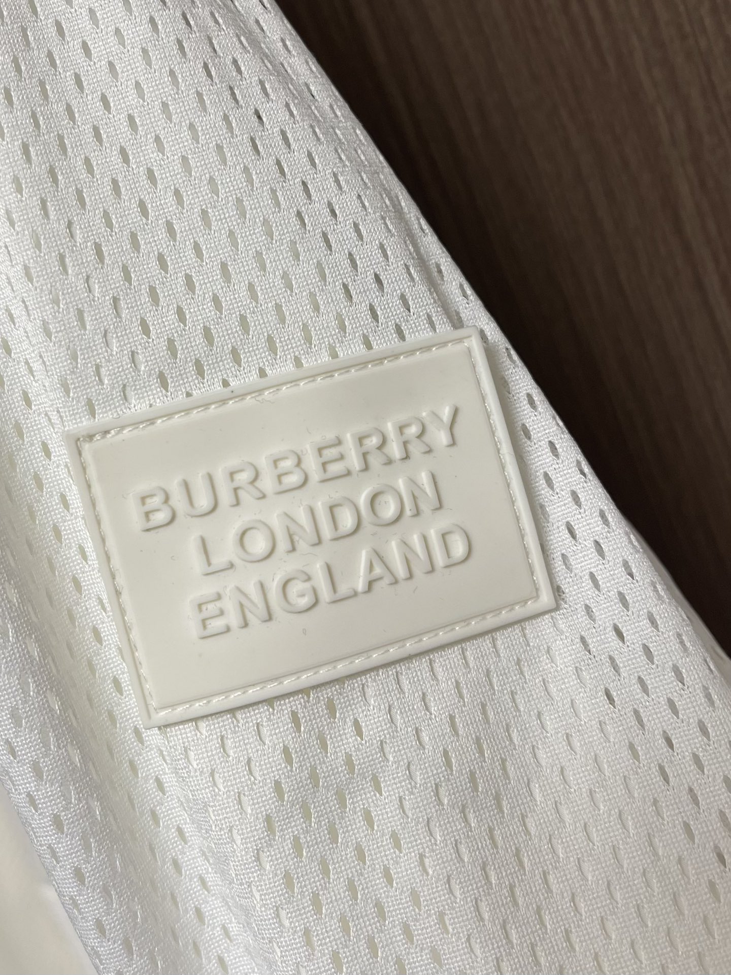 Burberry 2025s Double-Sided Hooded Zipper Jacket: Lightweight, Stylish, and Versatile! - 图片 7